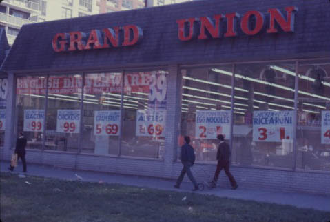 Grand Union on LaGuardia Place